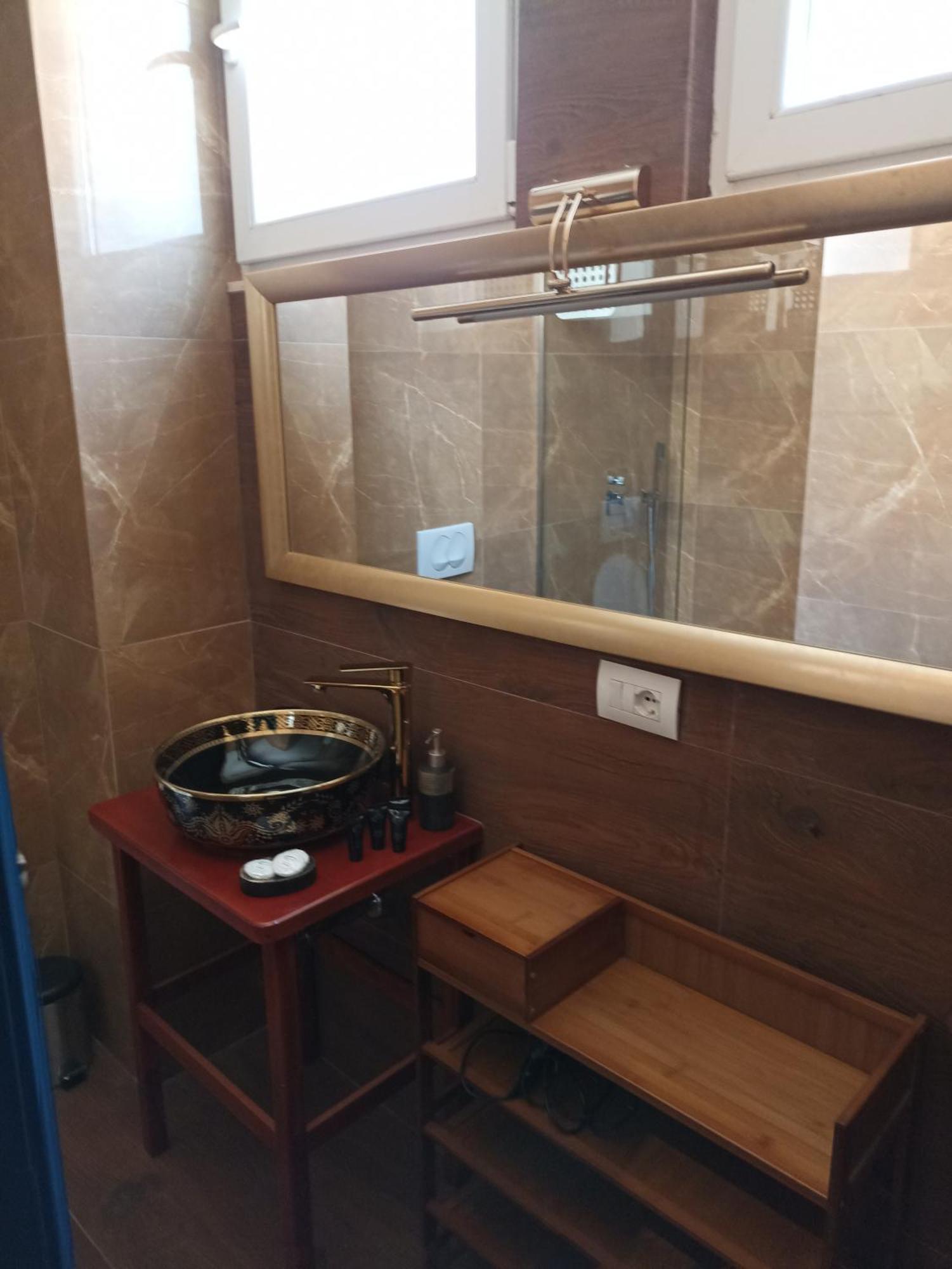Amo'S Hotel Shkoder Luaran gambar