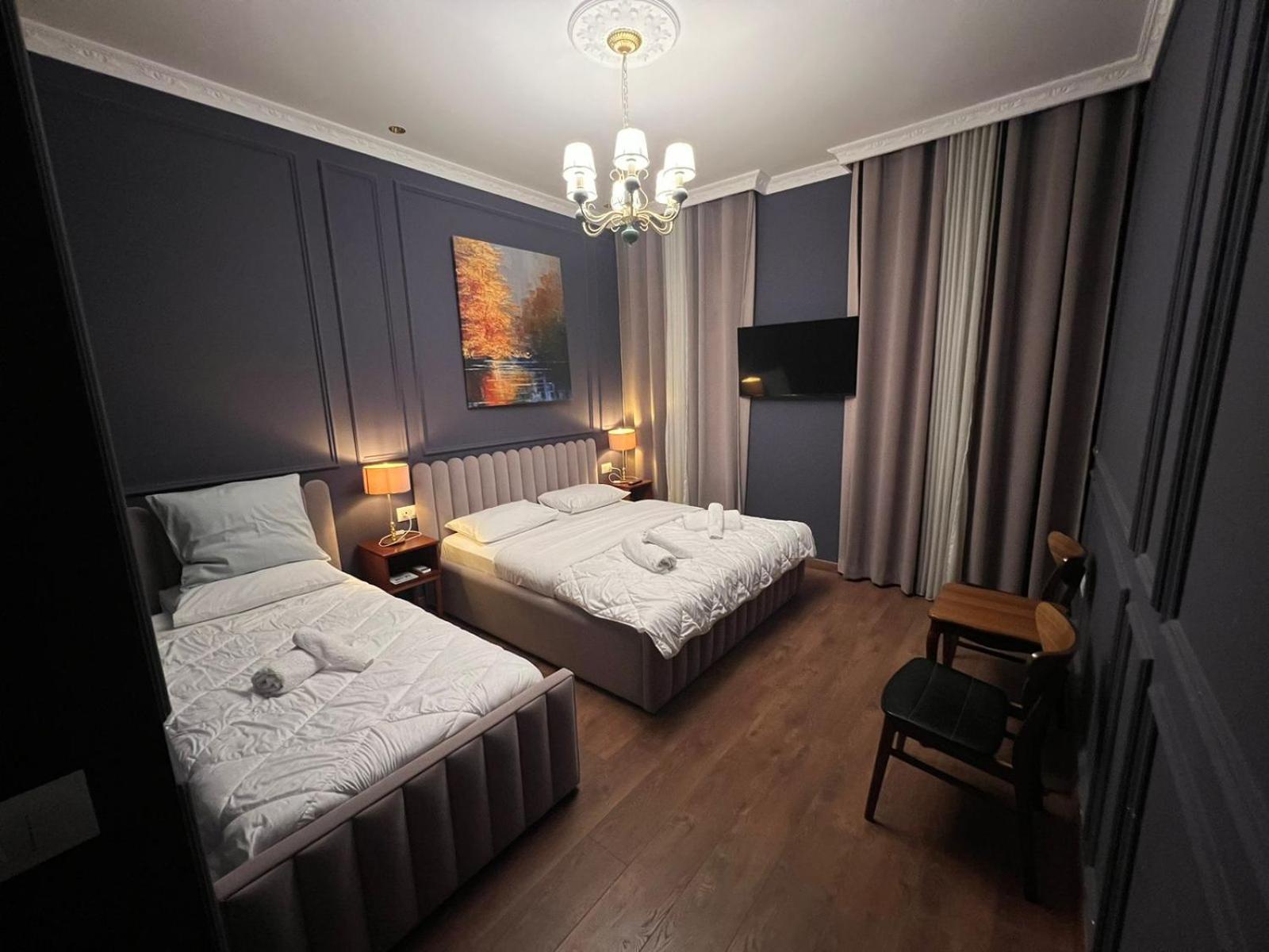 Amo'S Hotel Shkoder Luaran gambar